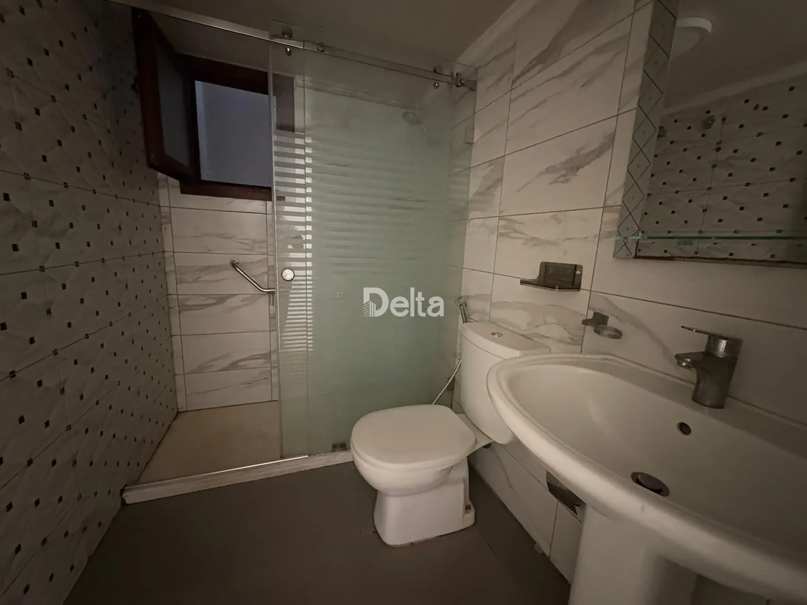 Apartment for Rent in Verdun, Beirut – 2 BR, 130 sqm, Prime Location & Near Supermarkets — الصورة 3