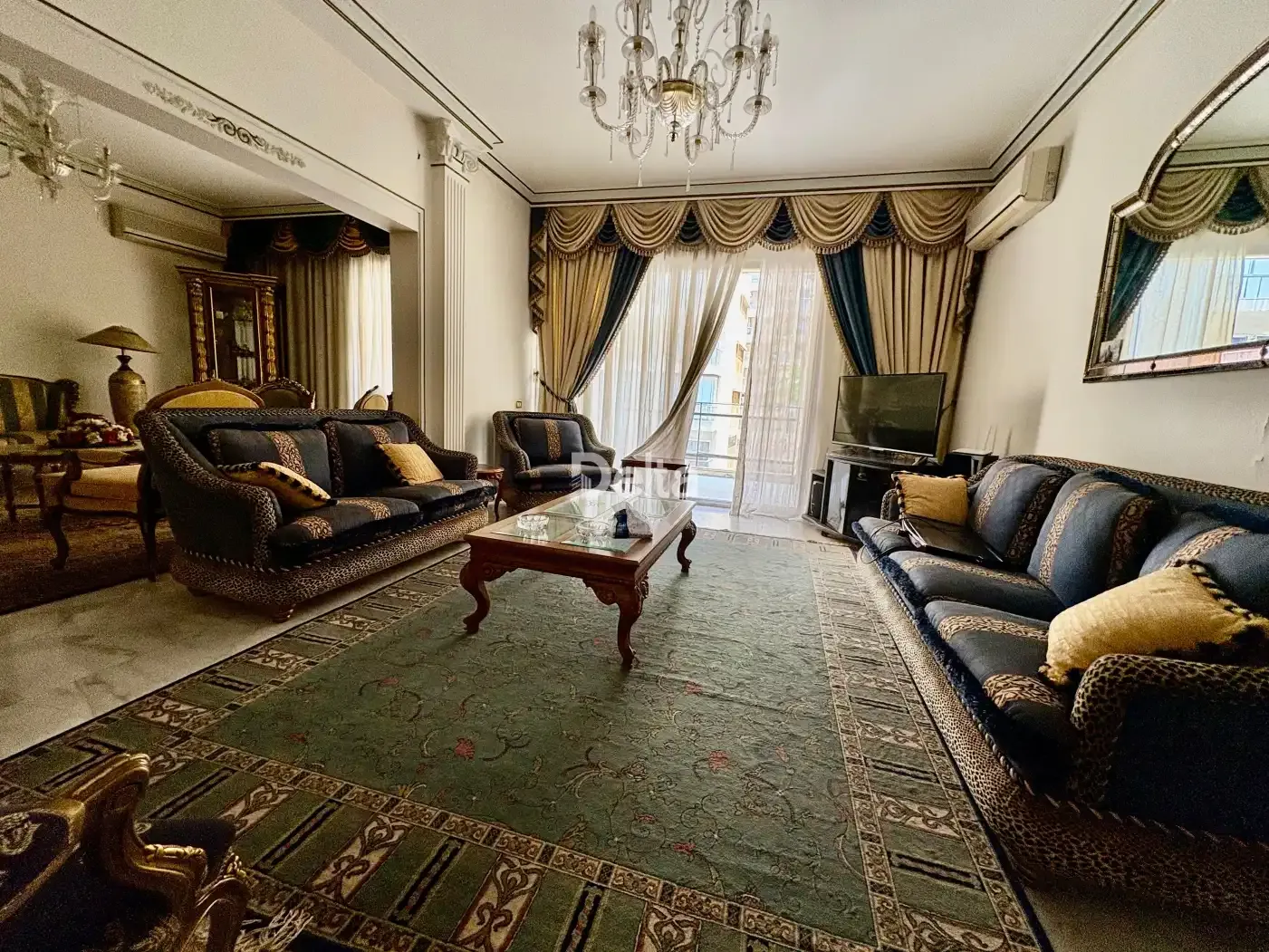 Apartment for Rent in Verdun, Beirut / 3 BR — photo 2