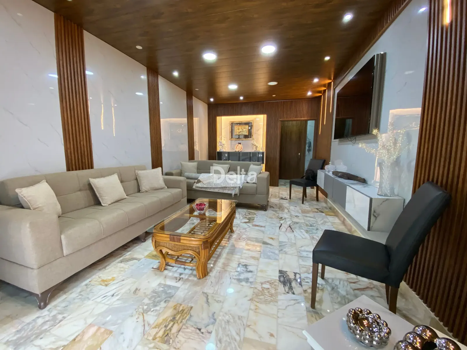 Apartment for Sale in Dawhet Aaramoun, Aley / 2BR — photo 5