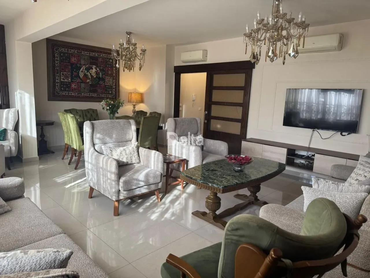 Apartment for Rent in Ras Al Nabaa, Beirut – 3 BR, 160 sqm, Private Entrance & High Ceiling — الصورة 2