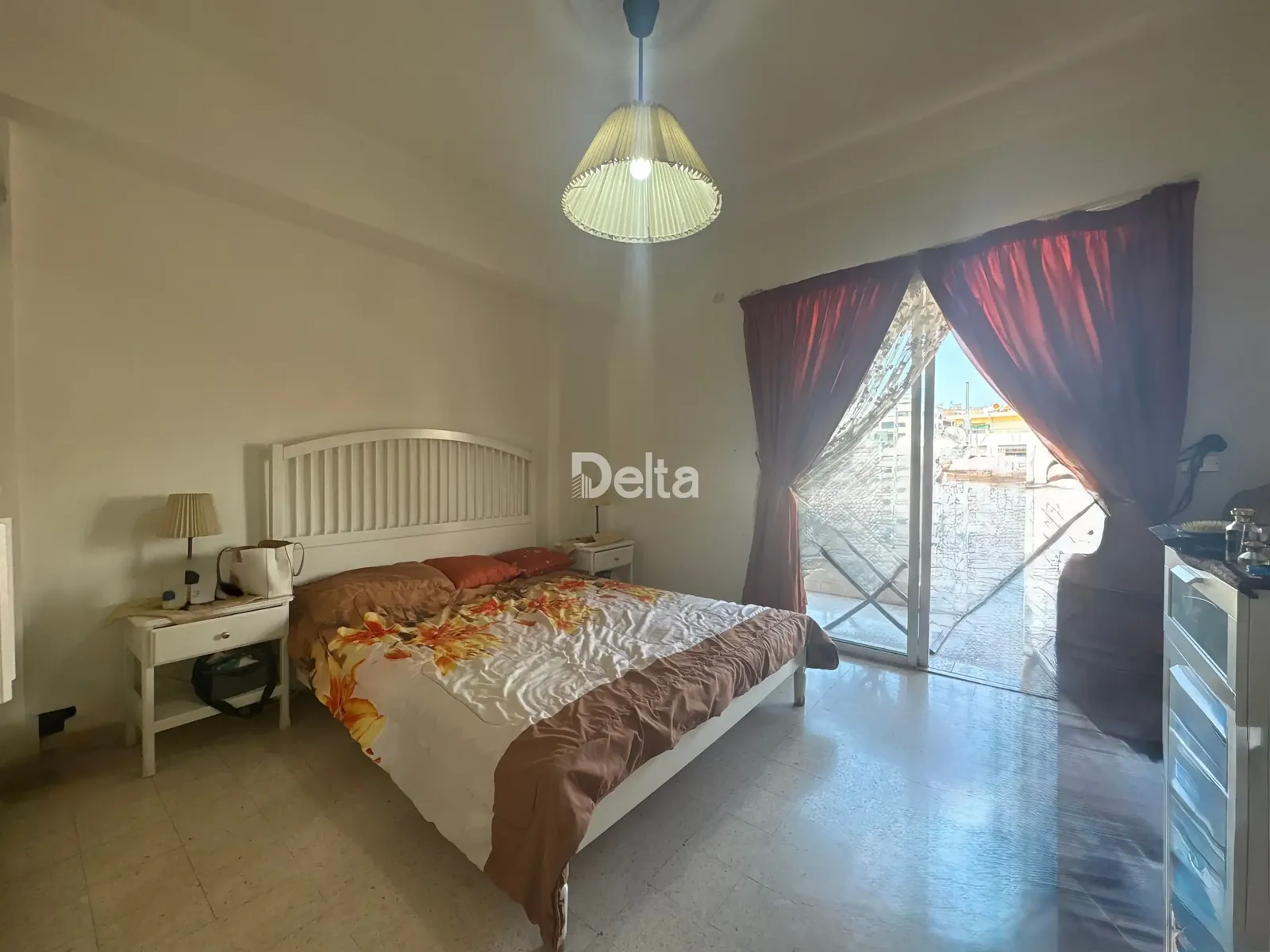 Apartment for Sale in Mar Elias, Beirut / 3BR — photo 2