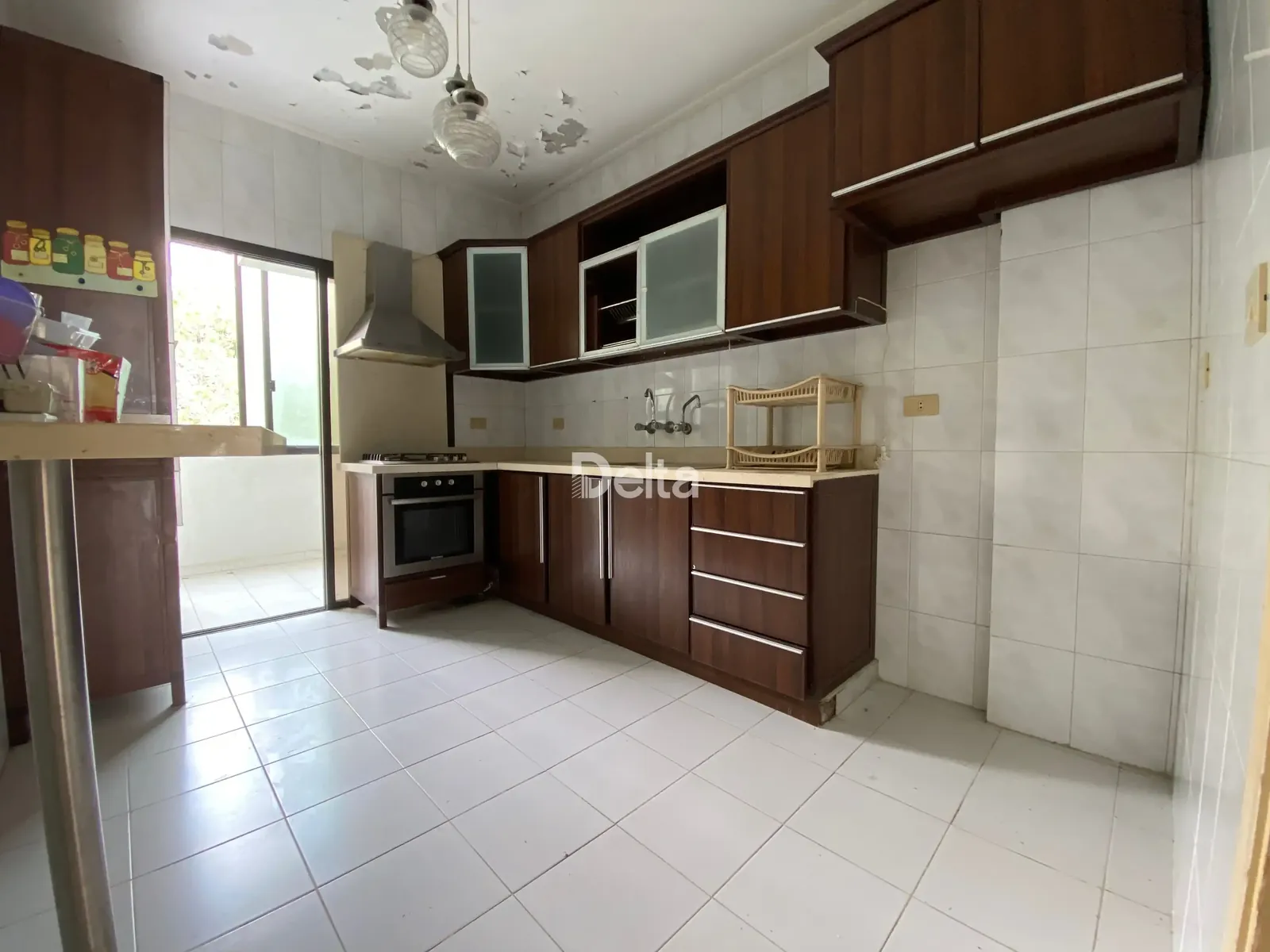 Apartment for Sale in Bchamoun, Aley – 3 BR, 160 sqm, Sea View & Mountain View — الصورة 3