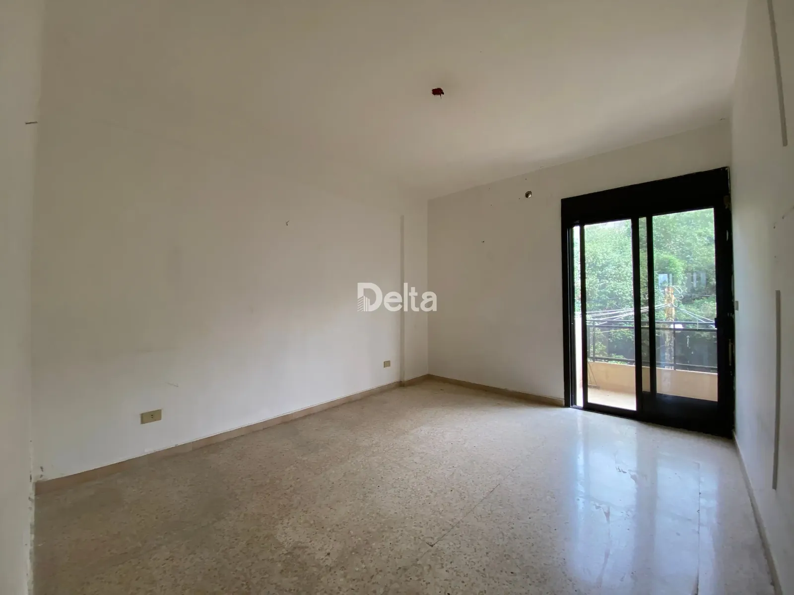 Apartment for Sale in Bchamoun, Aley – 3 BR, 160 sqm, Sea View & Mountain View — الصورة 5