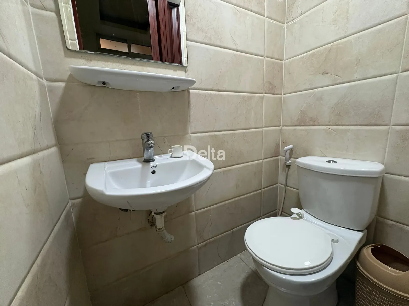 Apartment for Rent in Koraytem, Beirut / 2 BR — الصورة 3