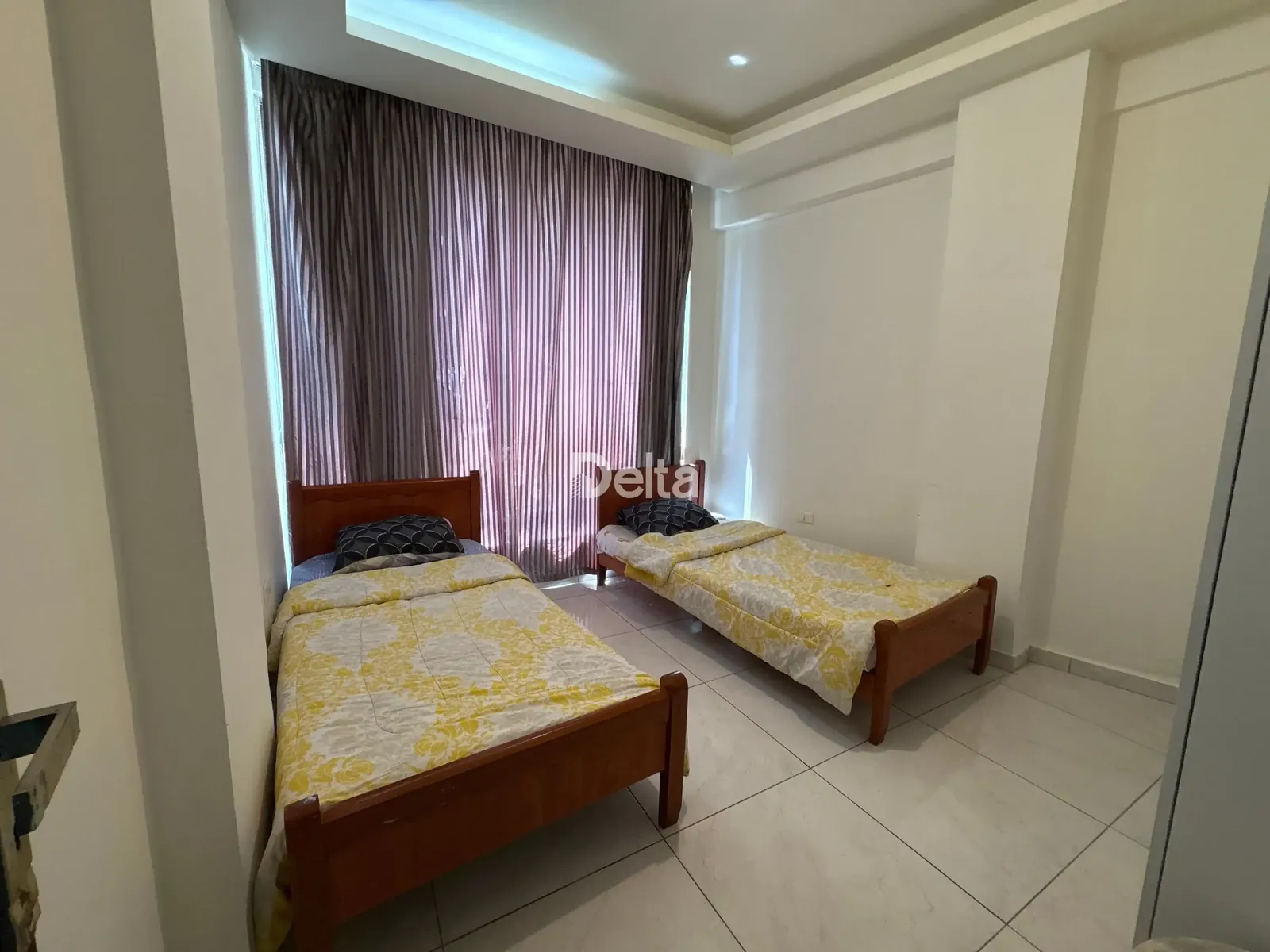 Apartment for Rent in Koraytem, Beirut / 2 BR — الصورة 5