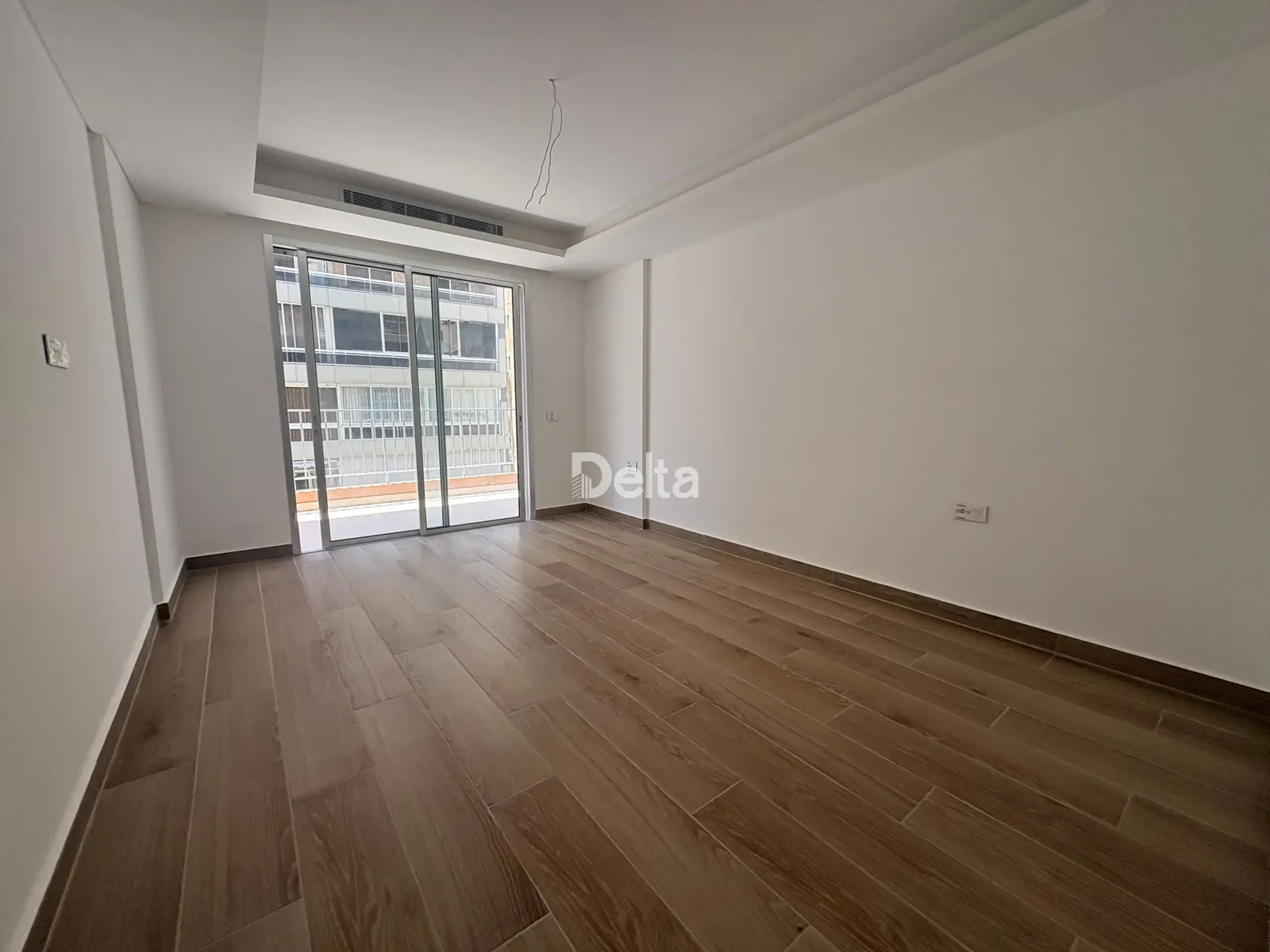 Apartment for Sale in Sakiet al Janzeer, Beirut / 4BR — photo 3