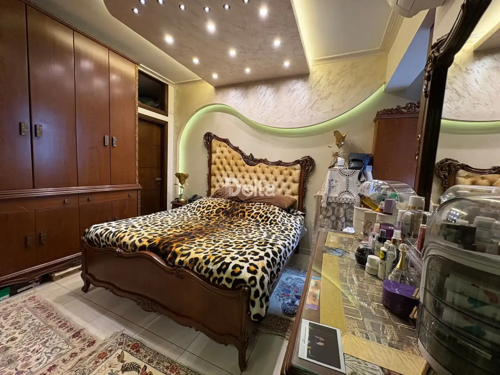 Apartment for Sale in Msaytbeh, Beirut – 3 BR, 160 sqm, Private Entrance & Sea View — photo 3