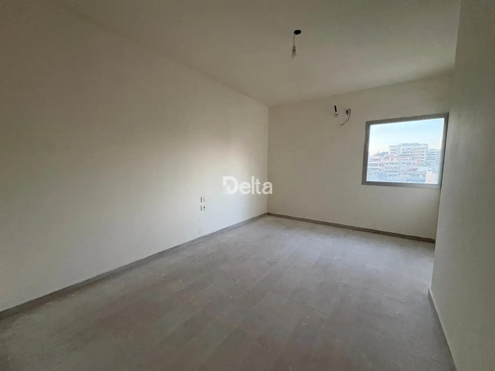 Apartment for Sale in Mar Elias, Beirut – 2 BR, 140 sqm, Prime Location & Near Supermarkets — photo 2