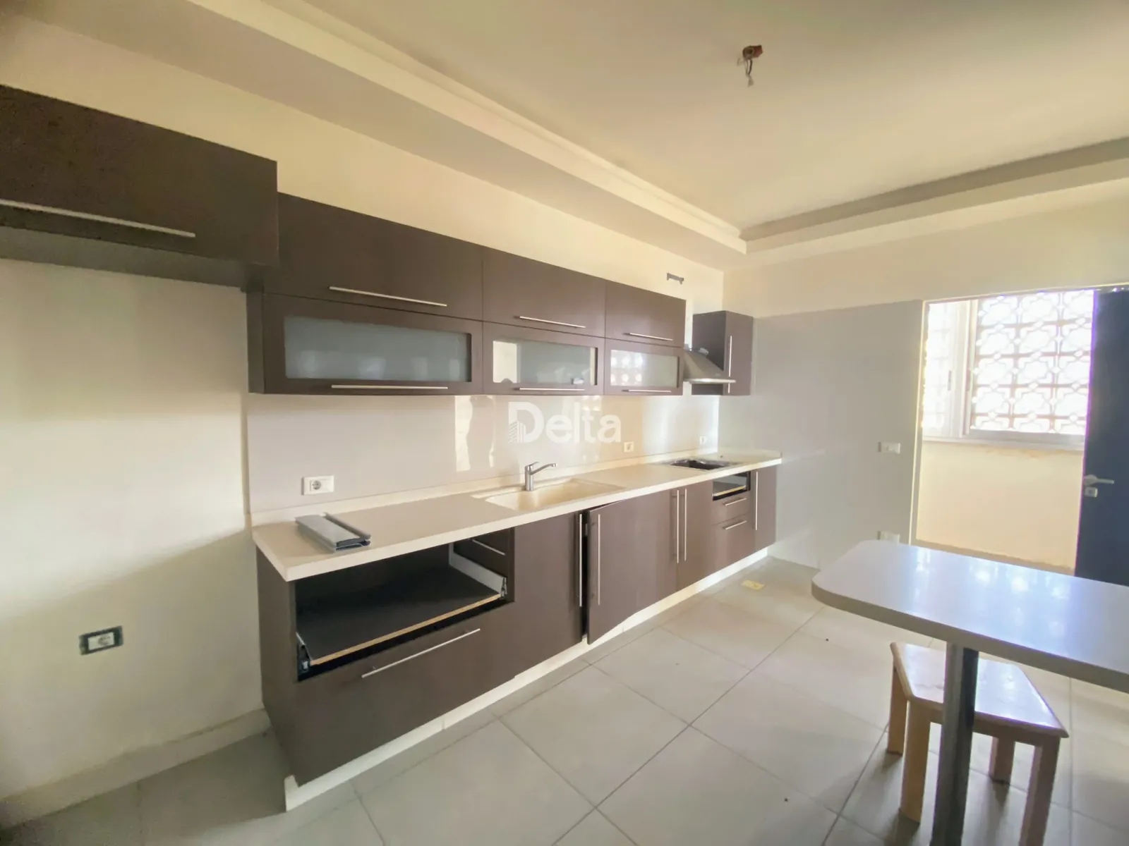 Apartment for Sale in Dawhet Aaramoun, Aley – 3 BR, 230 sqm, City View & Prime Location — photo 2
