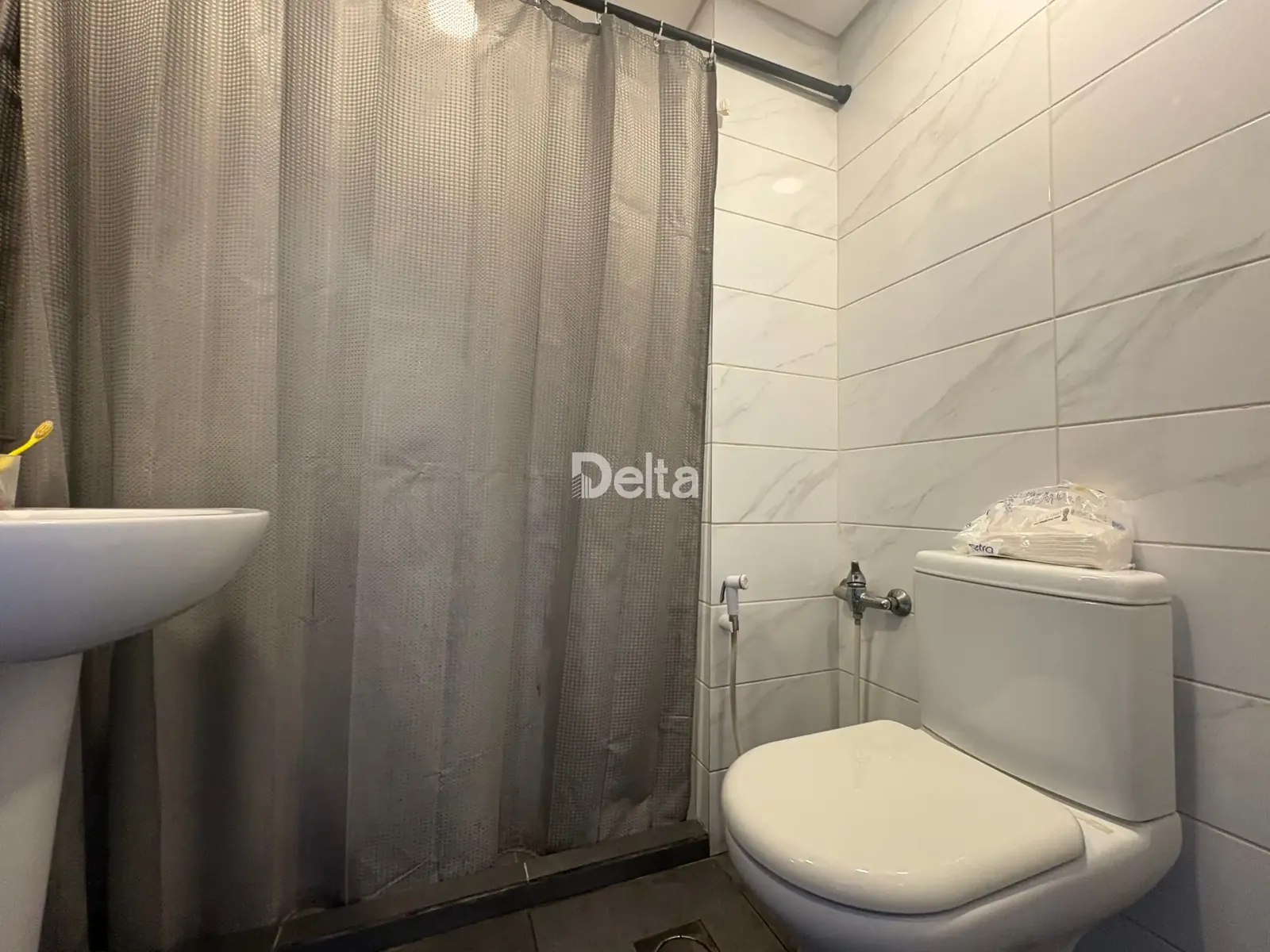 Apartment for Sale in Al Zarif, Beirut / 2BR — photo 3