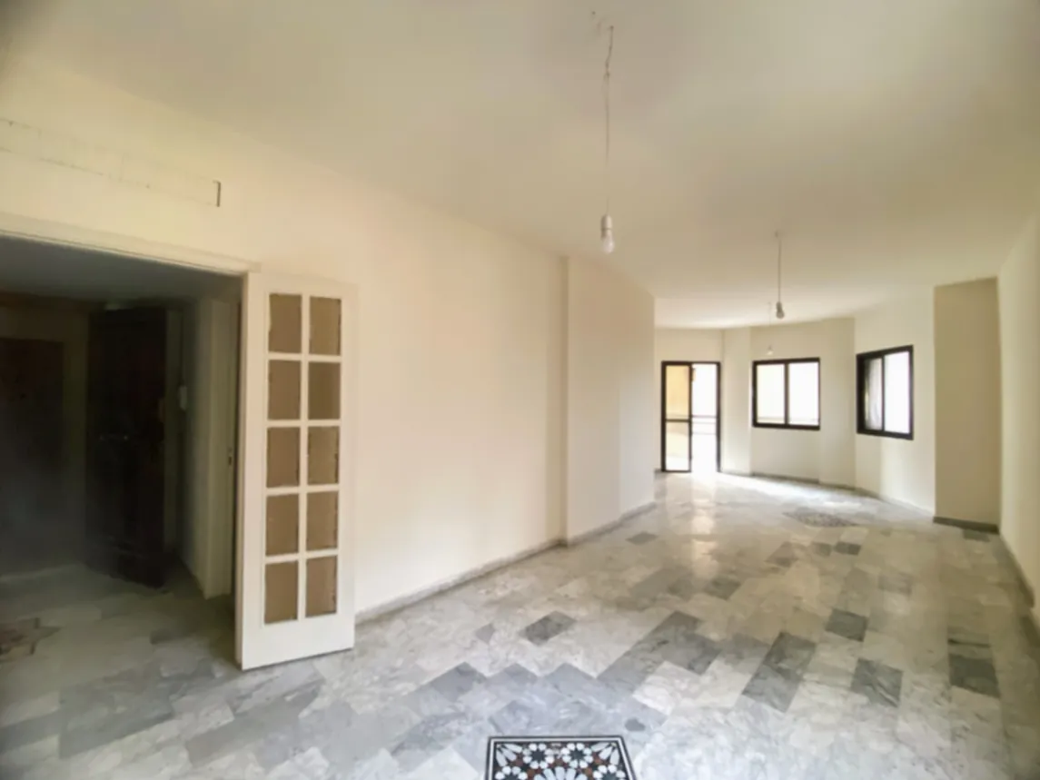 Apartment for Sale in Dawhet Aaramoun, Aley – 3 BR, 170 sqm, Near Public Transport & Near Highway