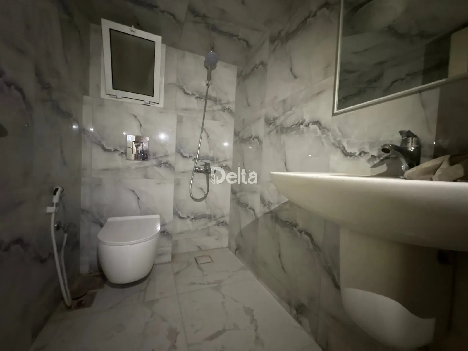 Apartment for Rent in Al Zarif, Beirut / 2 BR — photo 3