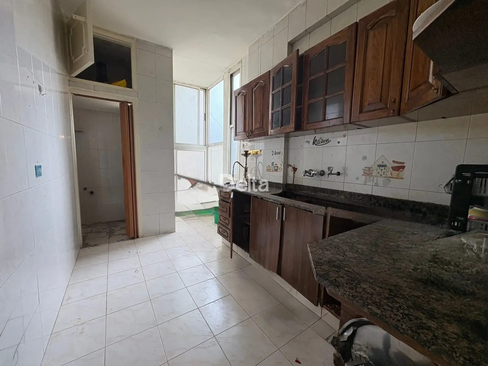 Apartment for Rent in Ras Al Nabaa, Beirut – 2 BR, 130 sqm, Near Supermarkets & Near Public Transport — الصورة 2