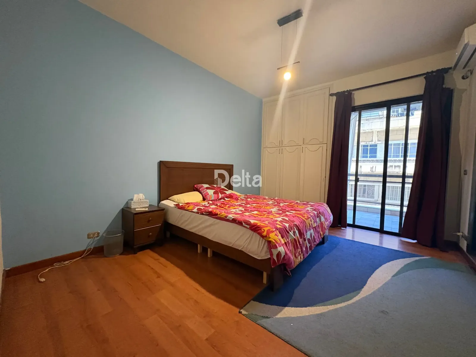 Apartment for Rent in Hamra, Beirut / 3 BR — الصورة 3