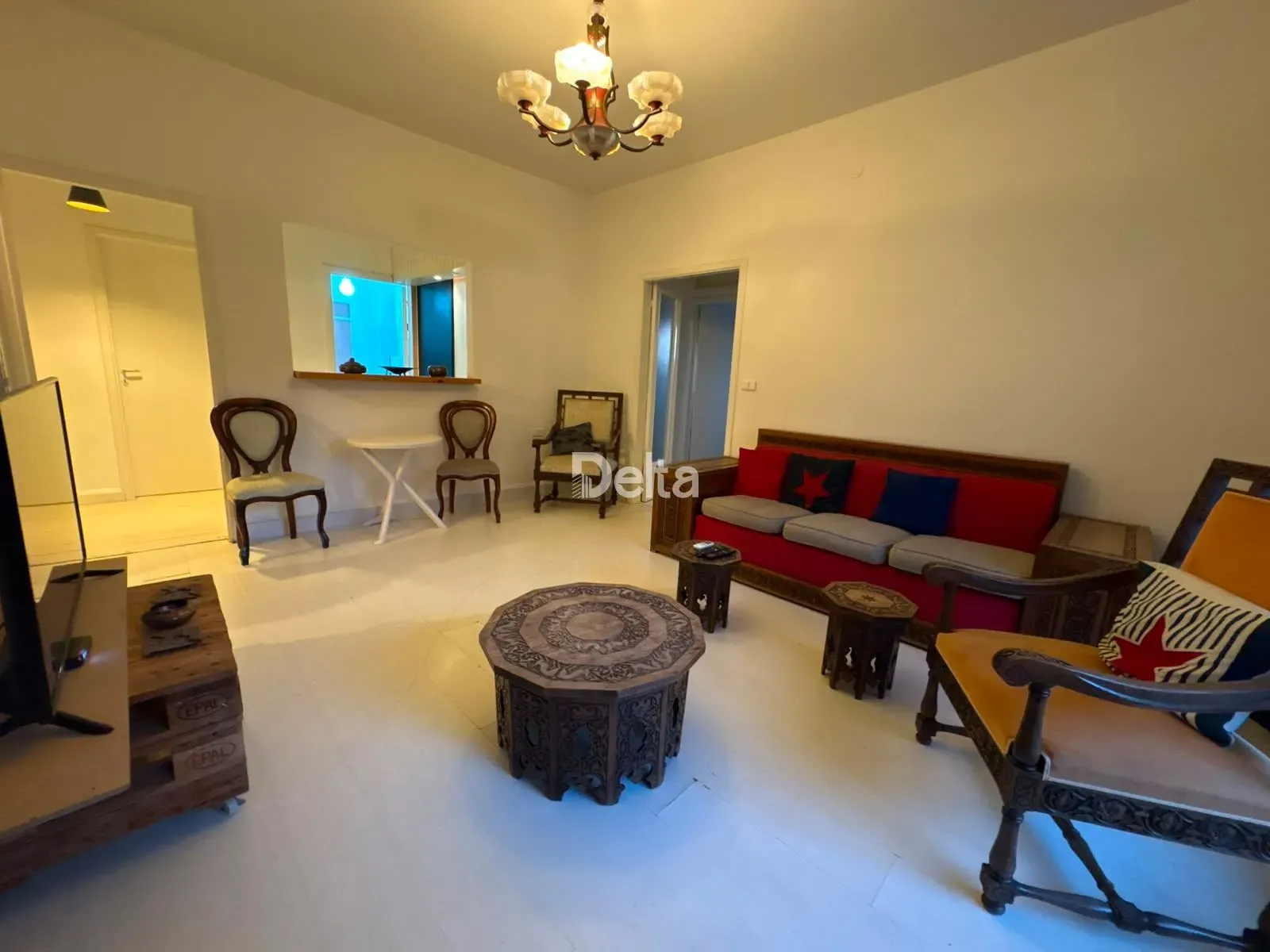 Apartment for Rent in Badaro, Beirut / 2 BR — الصورة 3