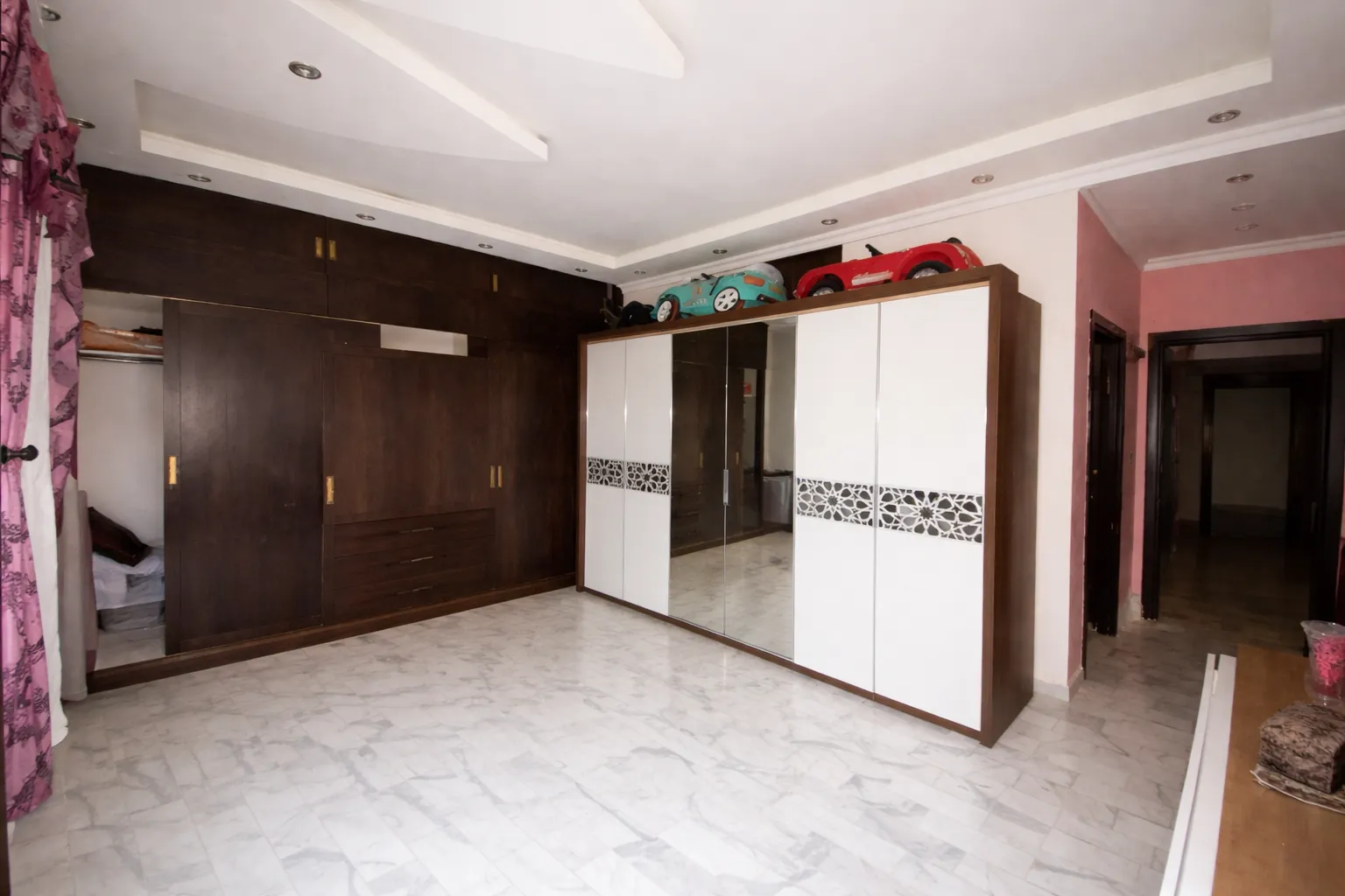 Apartment for Sale in Dawhet Aaramoun, Aley – 4 BR, 400 sqm, Sea View & City View — photo 5