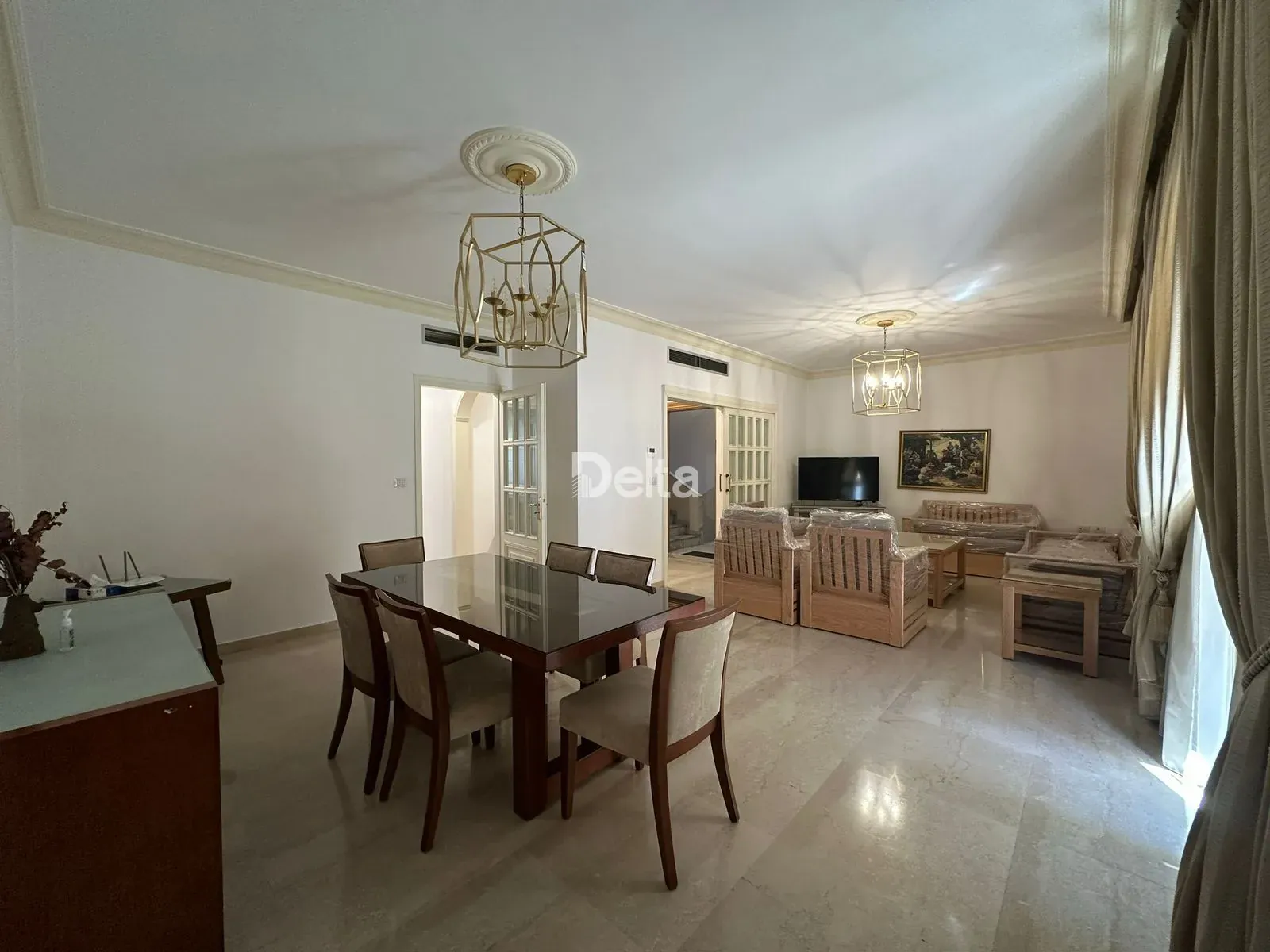 Apartment for Rent in Ain Al Mraiseh, Beirut – 3 BR, 250 sqm, Concierge & Elevator — photo 2