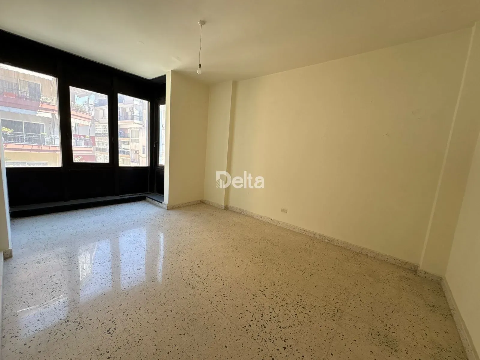 Office for Rent in Mar Elias, Beirut — photo 2