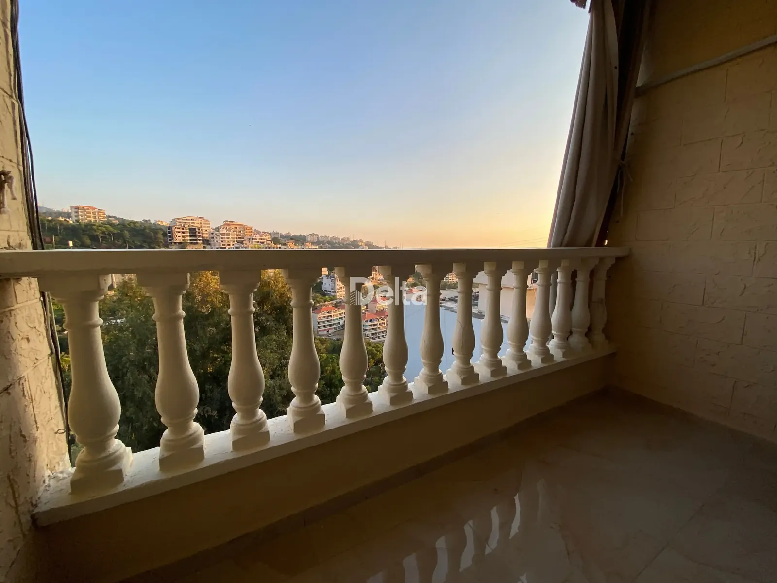 Apartment for Sale in Bchamoun, Aley / 2BR — الصورة 2