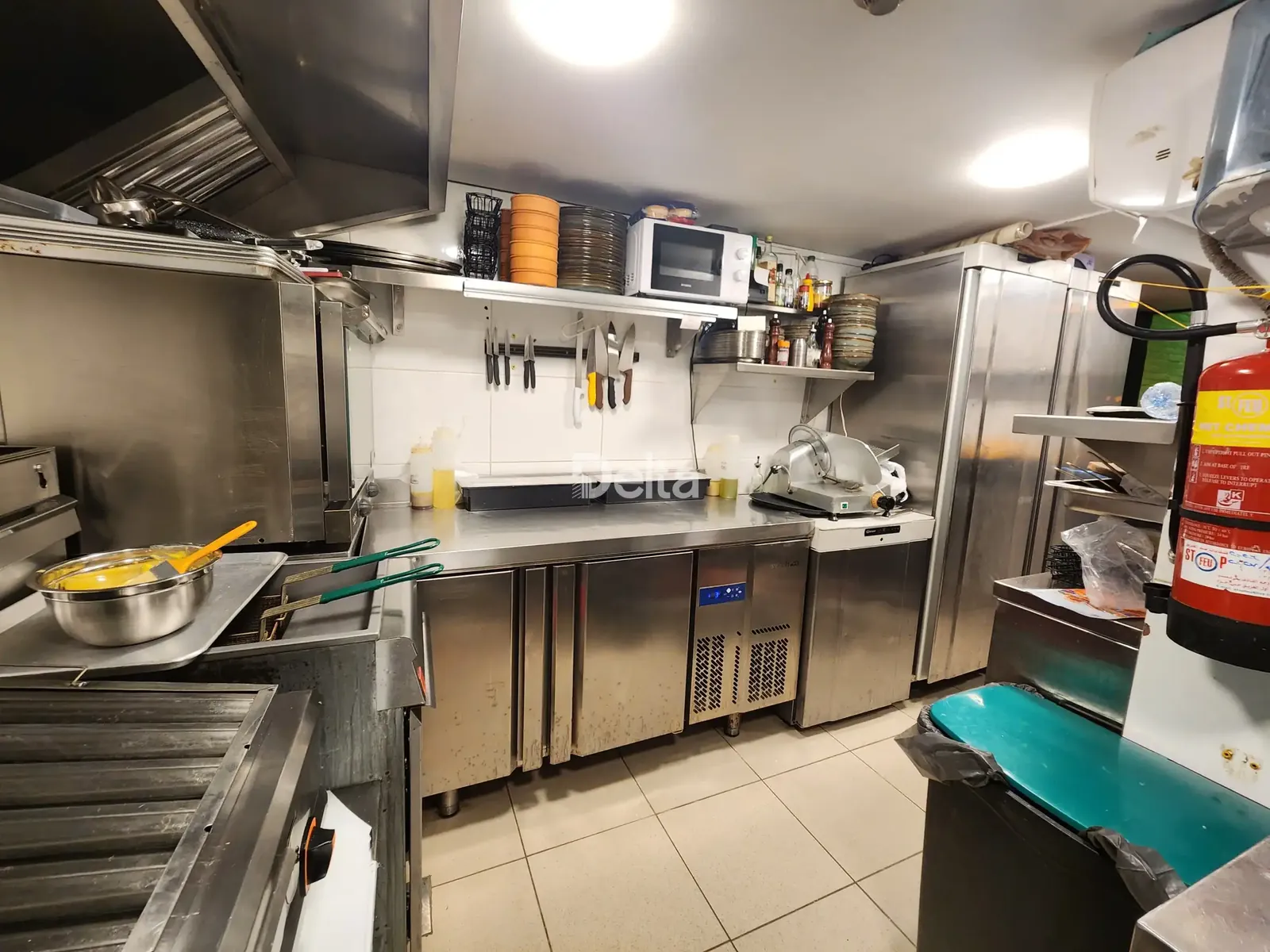 Commercial Space for Rent in Mar Mkhayel, Beirut — الصورة 3