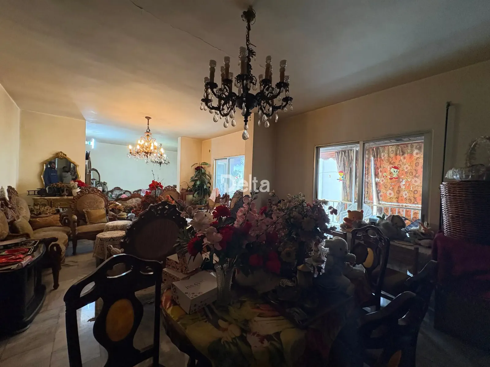 Apartment for Sale in Mar Elias, Beirut – 2 BR, 140 sqm, Prime Location & Near Supermarkets — photo 3