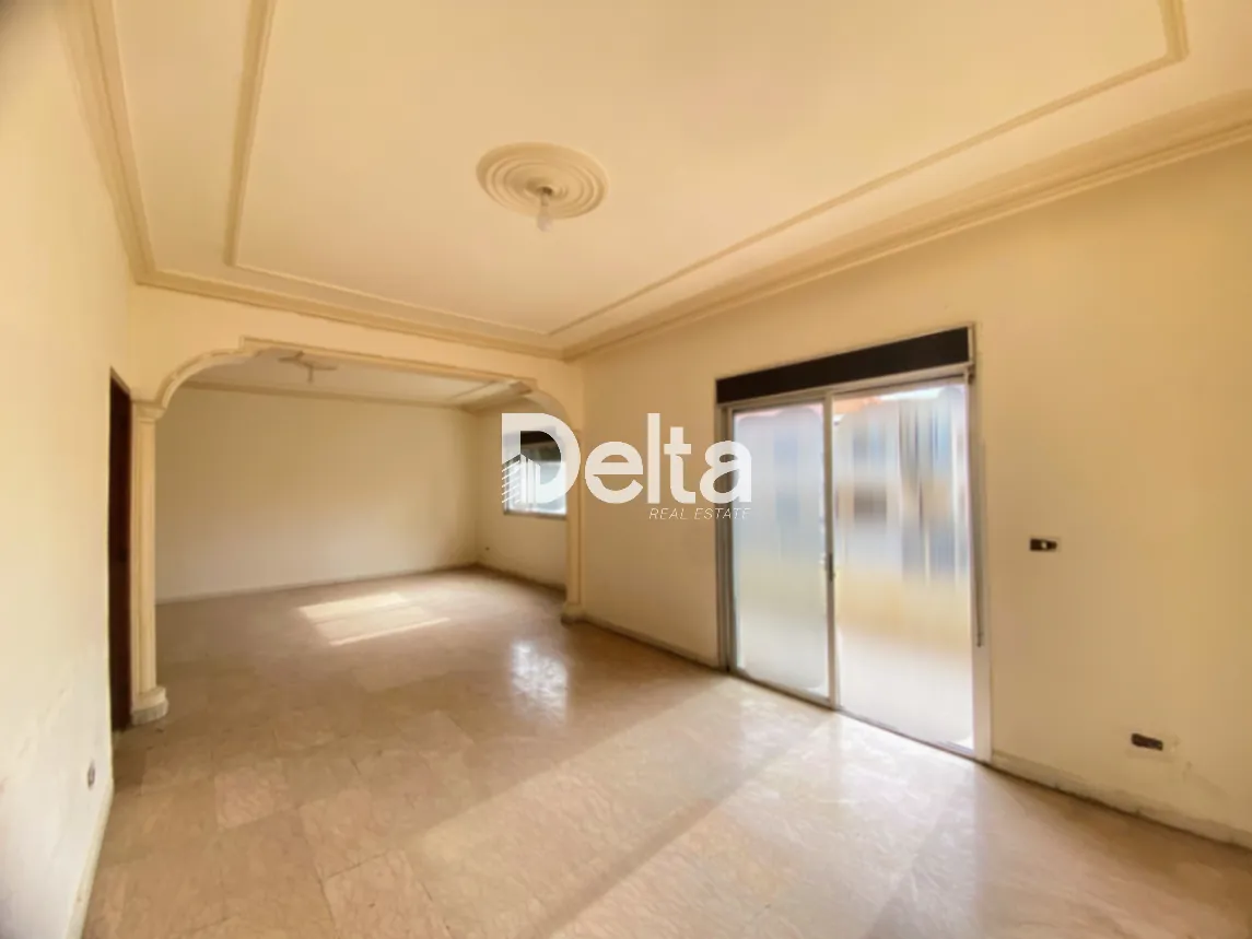 Apartment for Sale in Dawhet Aaramoun, Aley – 4 BR, 250 sqm, Near Restaurants / Cafes & Near Highway — photo 2