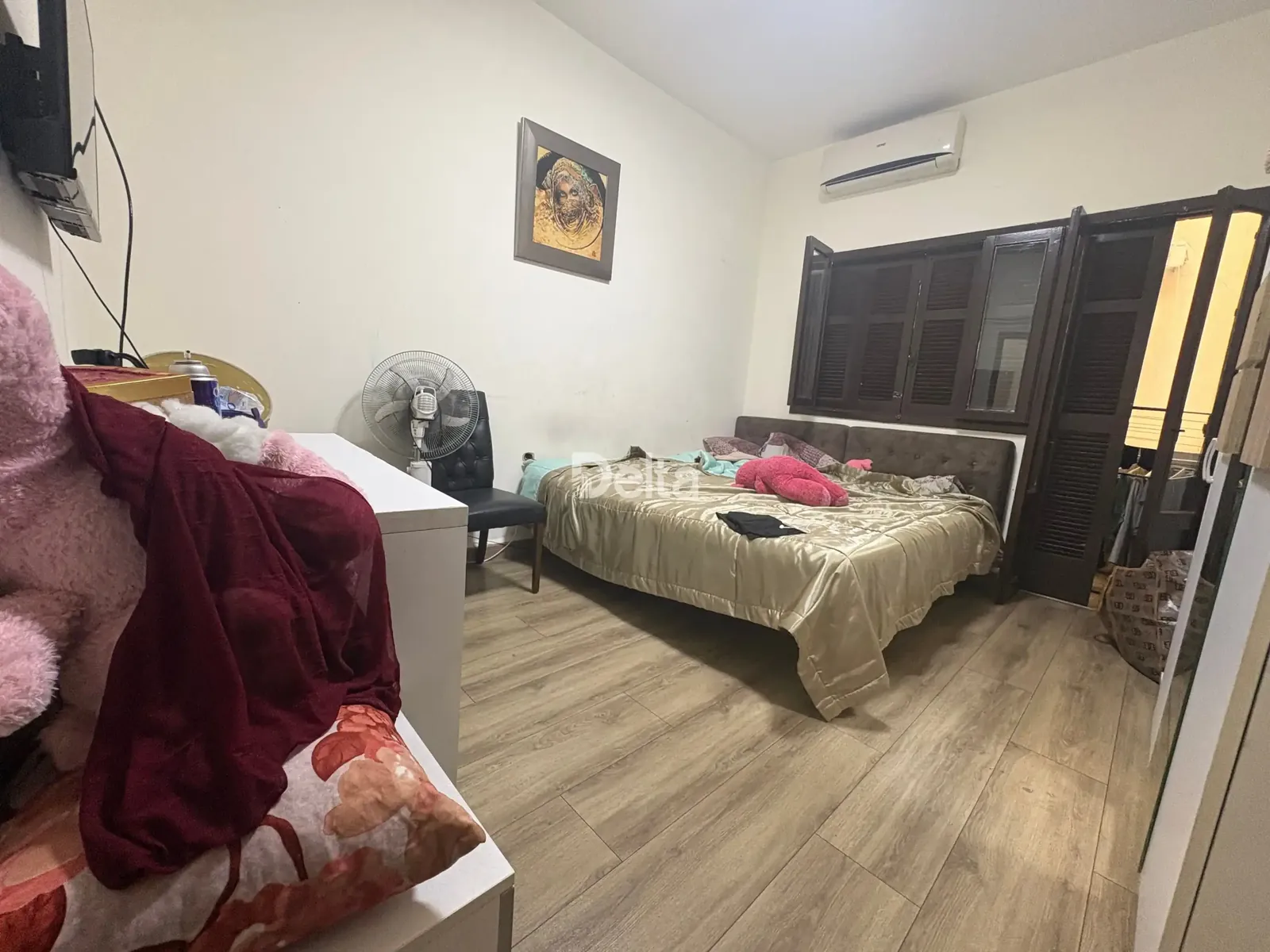 Apartment for Sale in Mar Elias, Beirut – 2 BR, 100 sqm, Near Supermarkets & Near Public Transport — photo 3