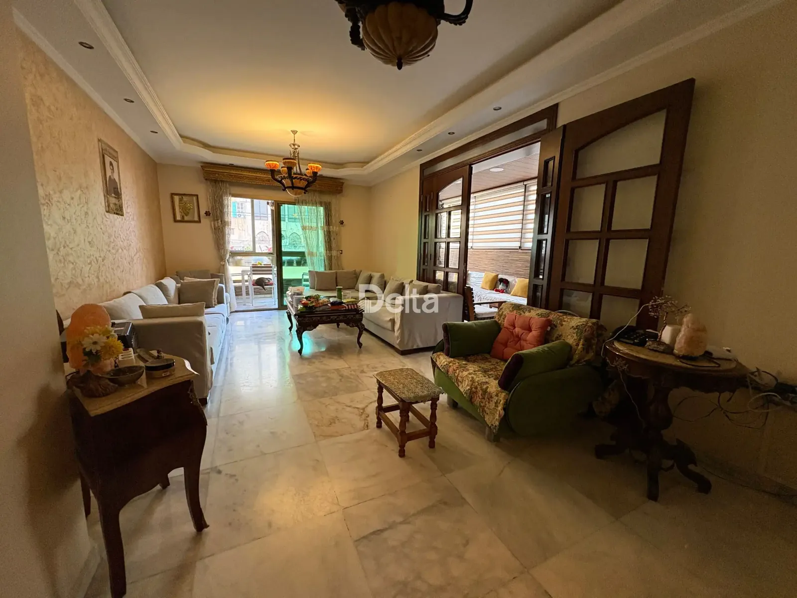 Apartment for Sale in Bachoura, Beirut – 3 BR, 200 sqm, Private Entrance & Prime Location — photo 2