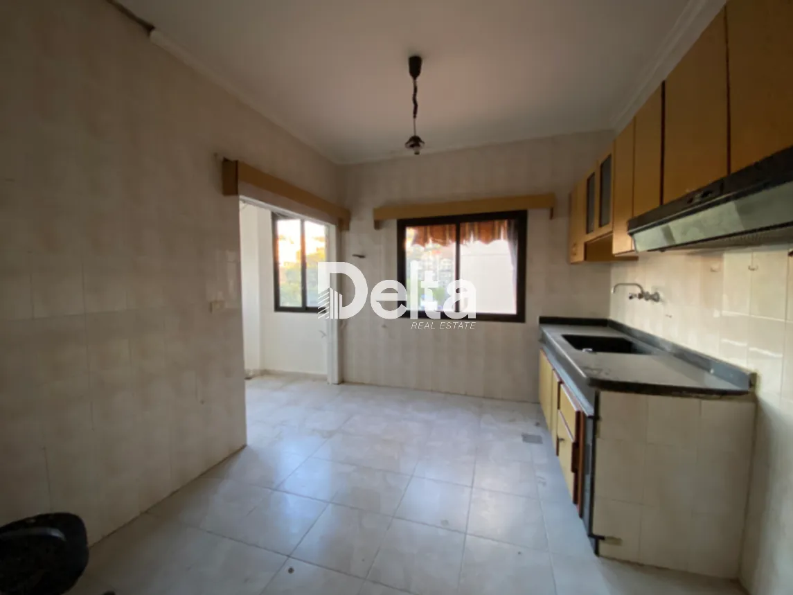 Apartment for Sale in Bchamoun, Aley, Mount Lebanon – 3 BR, 190 sqm, Sea View & Mountain View — الصورة 4