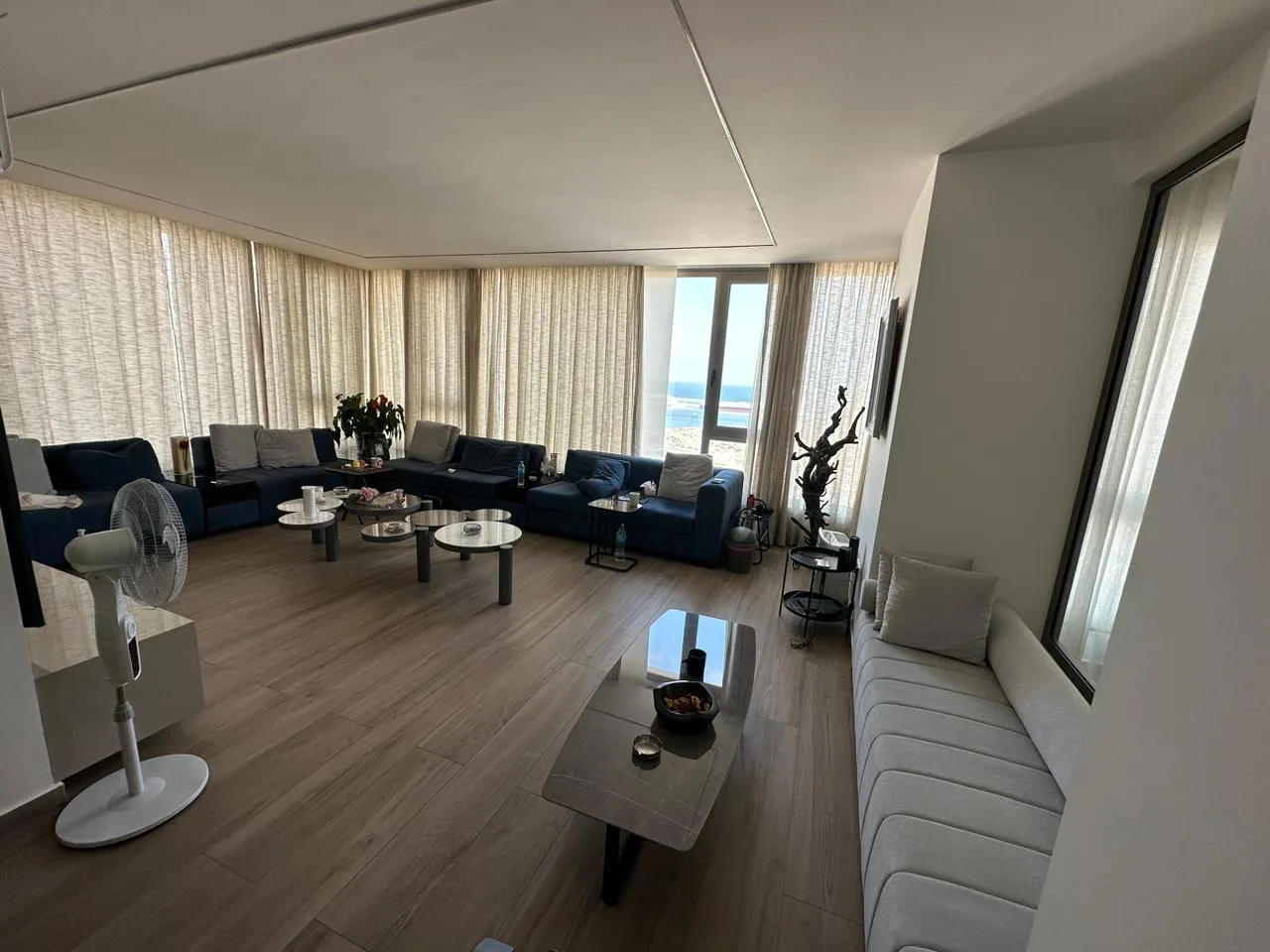 Apartment for Sale in Pasteur, Beirut, Lebanon — الصورة 2