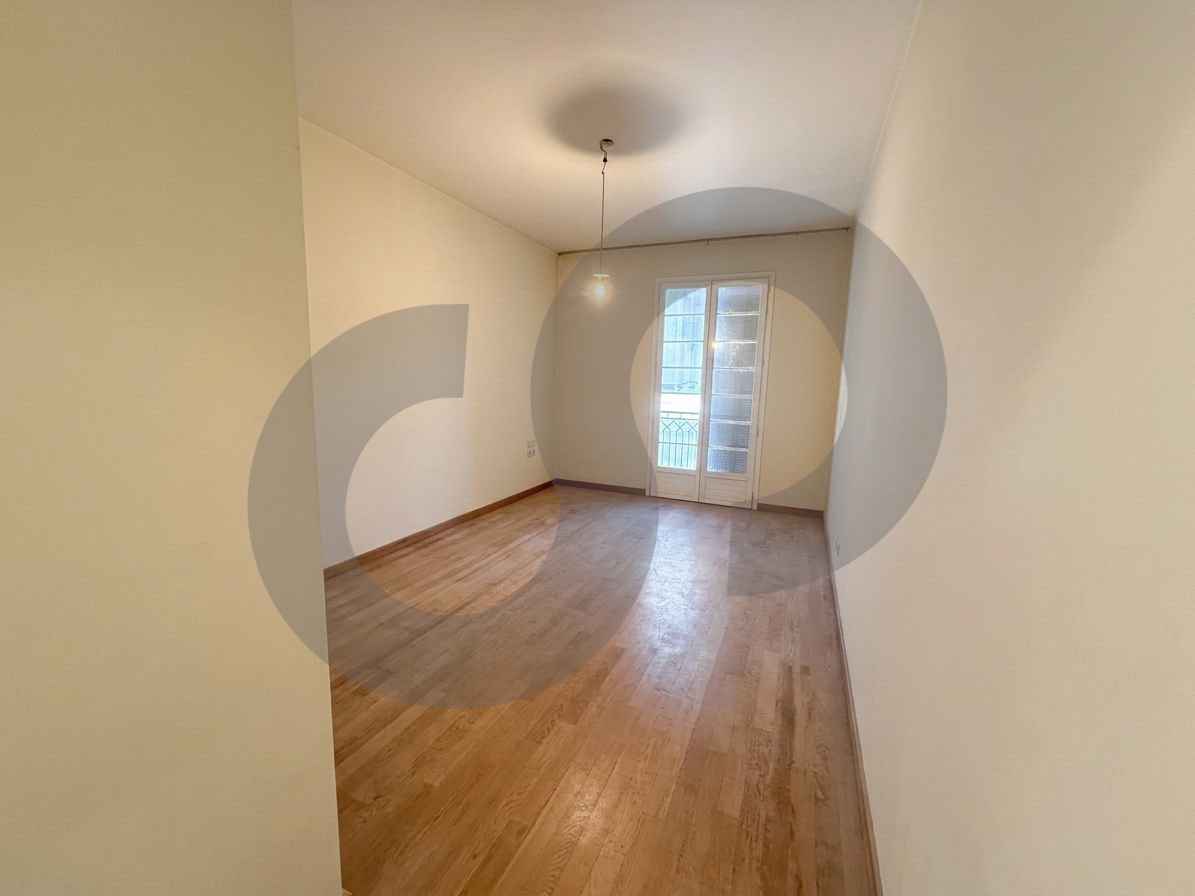 RENTAL/FULLY RENOVATED/open view/unique European-style/Saifi village — الصورة 2