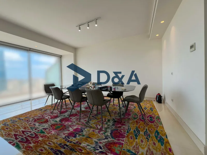 Unfurnished Apartment | Terrace | Prime Location — photo 2