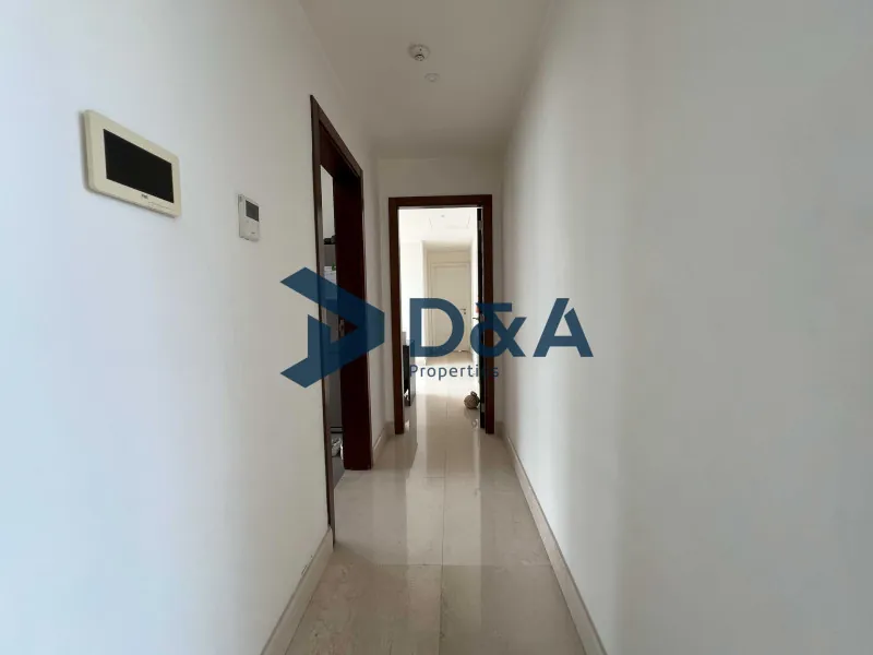 Unfurnished Apartment | Terrace | Prime Location — photo 3