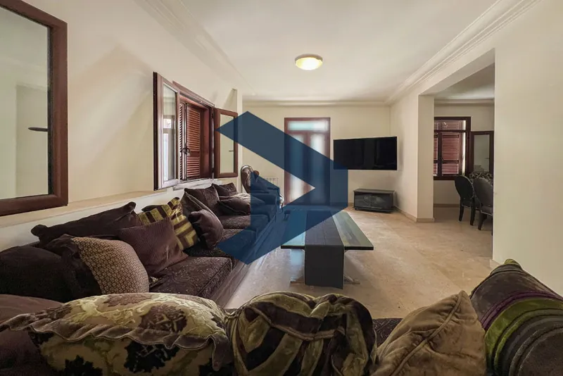 Fully Refurbished | Spacious Bedrooms | Prime Location — photo 3