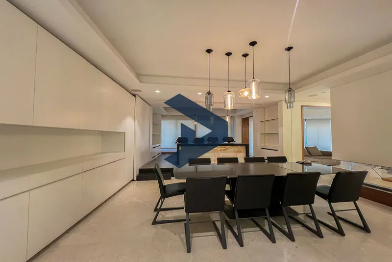 Fully Upgraded | Prime Location | Fully furnished — photo 4