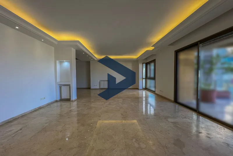 Spacious Apartment | Prime Location | Walking Distance to ABC — photo 3