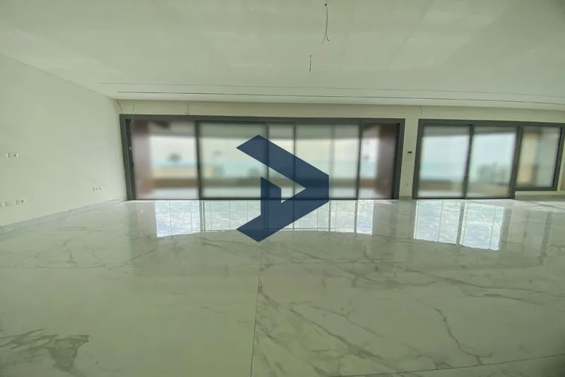 Prime Location | Sea View | Terrace