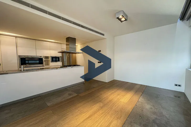 Loft Style | Brand New Apartment | Prime Location — photo 3