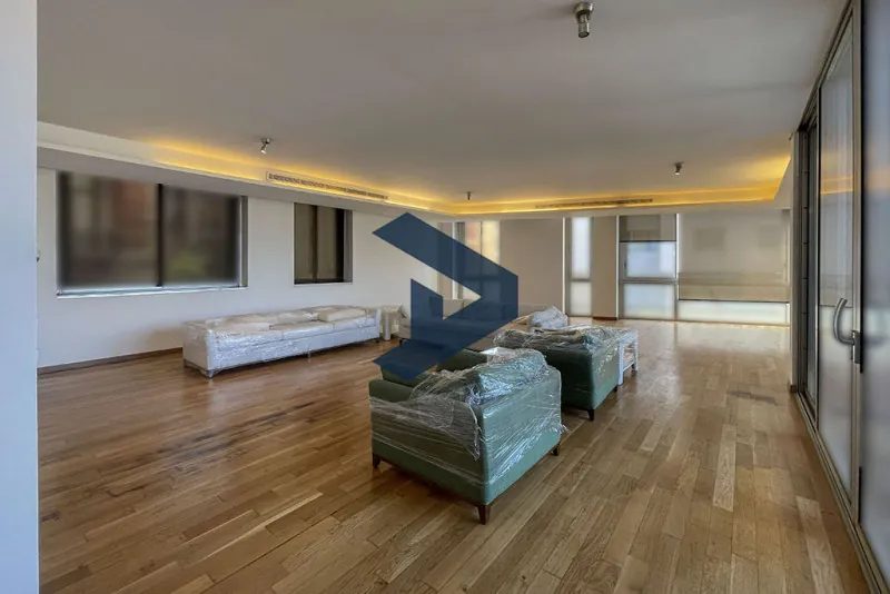 Prime location | High end Finishing | 24/7 Electricity and Security — الصورة 2