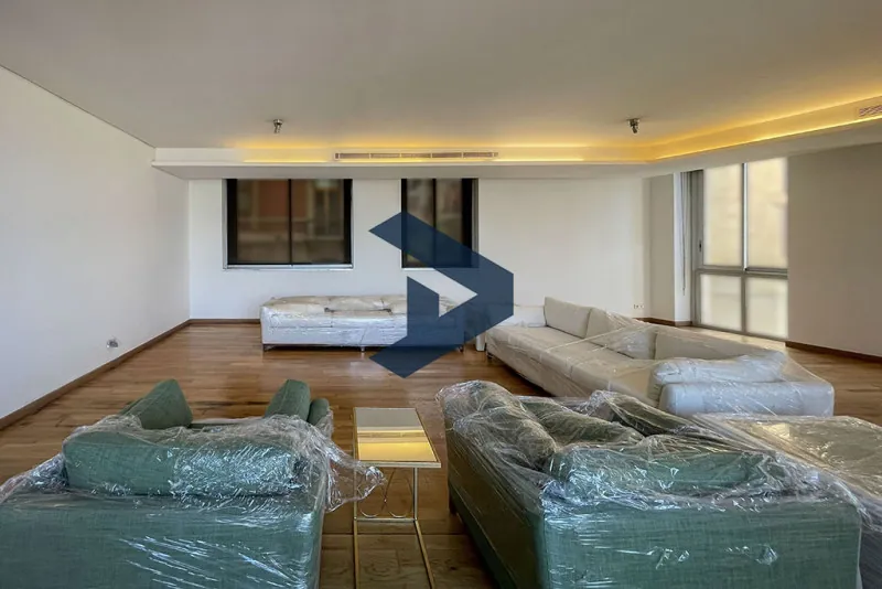 Prime location | High end Finishing | 24/7 Electricity and Security — الصورة 3