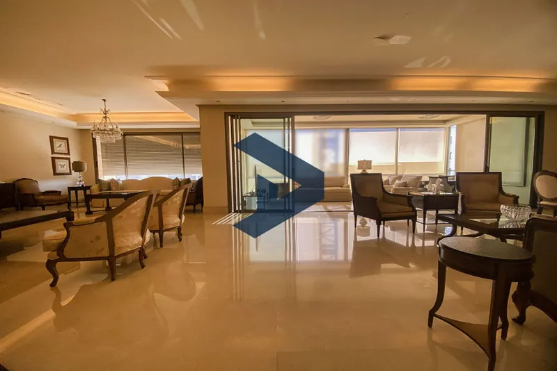 Prime Location | Spacious Apartment | Well Maintained Building — photo 2