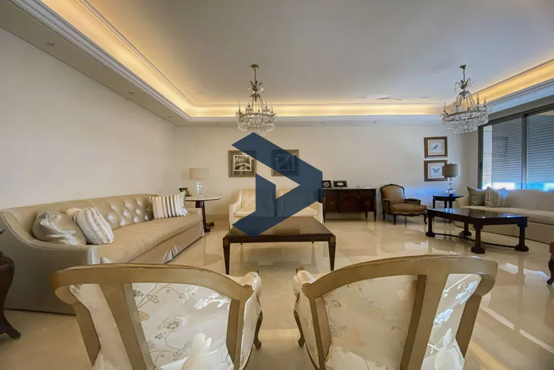 Prime Location | Spacious Apartment | Well Maintained Building — photo 3