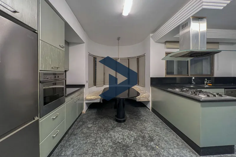 Spacious Apartment | Fully Renovated | Prime Location — photo 5