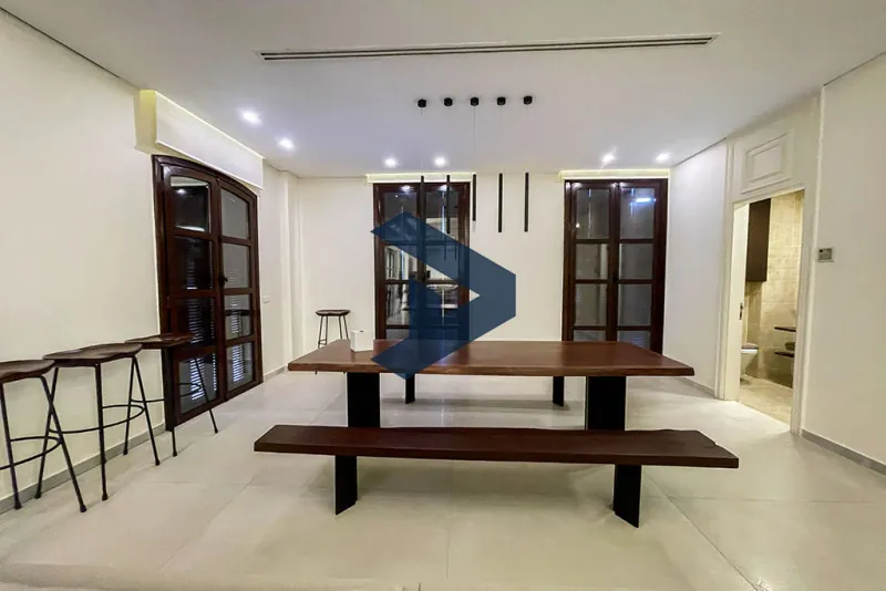 Prime Location | Huge Terrace | Fully Modern Furniture — الصورة 3