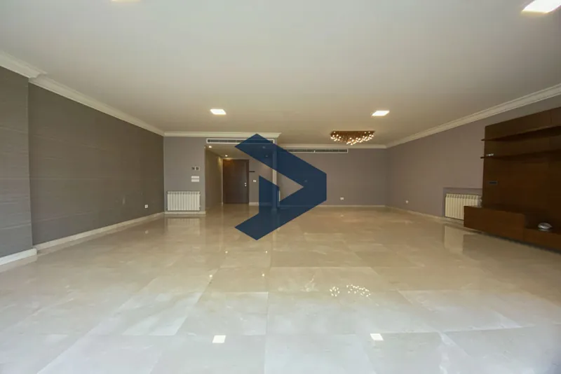Prime Location | Bright Interiors | Neighborhood View — photo 4