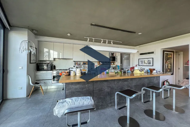 Loft Style | Open Kitchen | Prime Location — photo 5