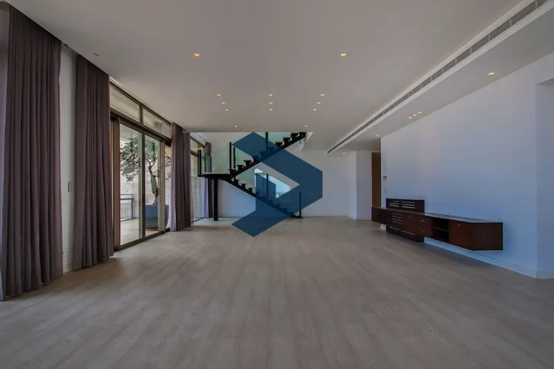 Luxury Penthouse | High End Finishing | Panoramic View — photo 2