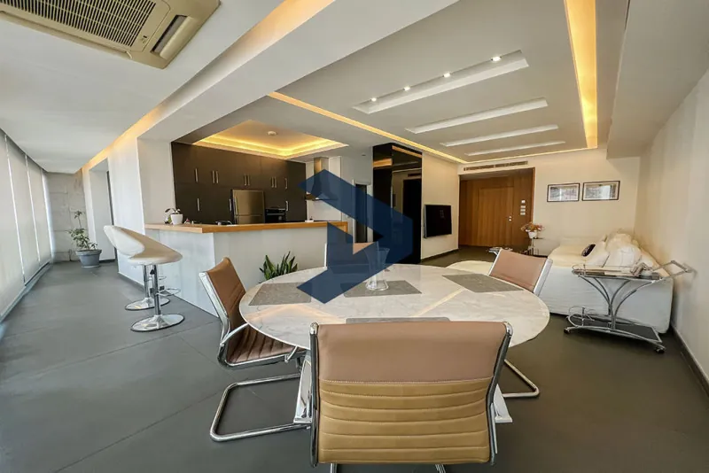 Prime Location | Modern Apartment | Upgrated Interior — photo 4