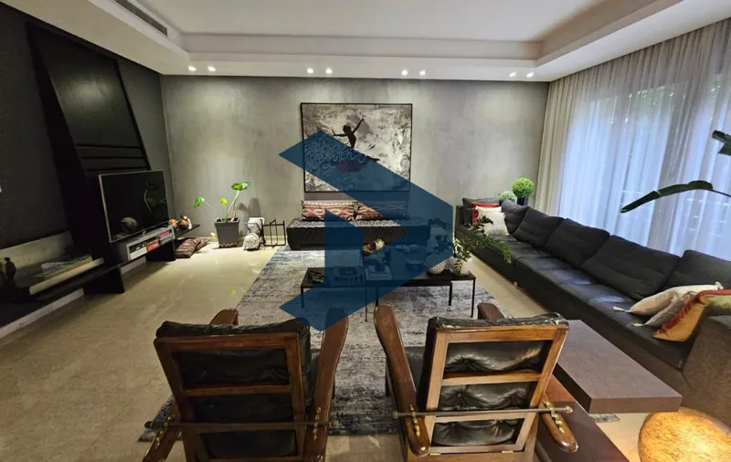 Prime Location | Well Maintained Building | Fully Furnished — الصورة 2