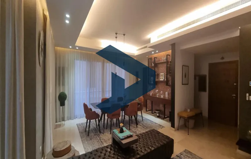 Prime Location | Well Maintained Building | Fully Furnished — الصورة 3